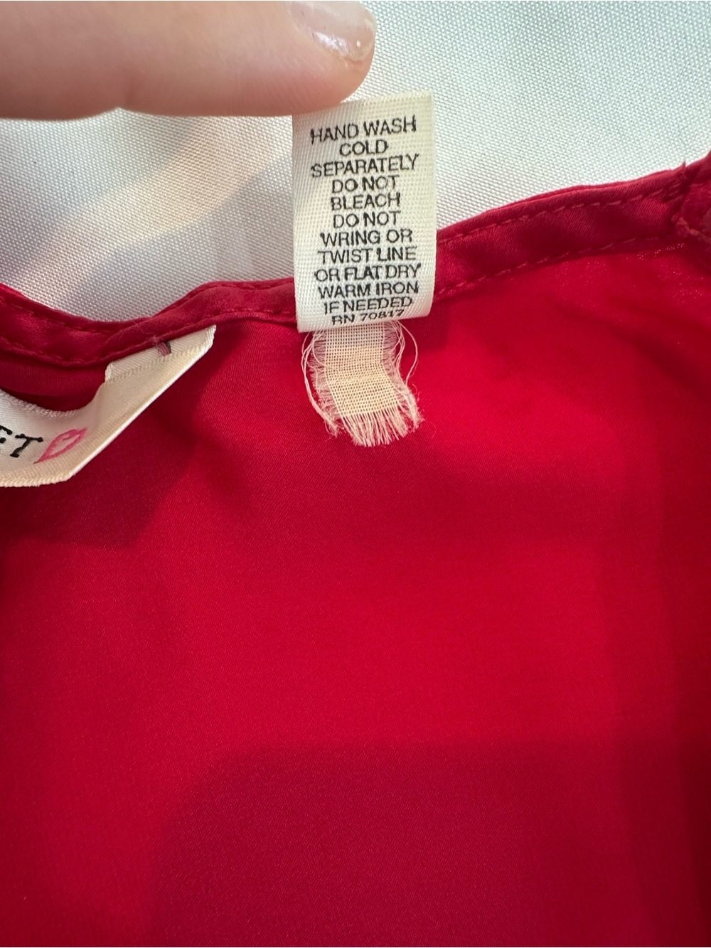 Vintage 90s Victoria's Secret Red Satin Heart-Detail Cami - Picture 5 of 5